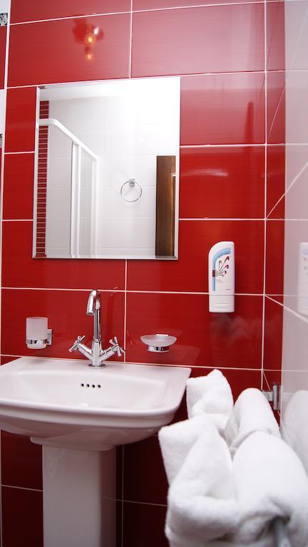 Hotel La Strada Ploieşti Zimmer foto